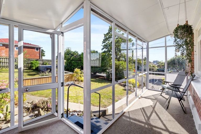 Photo of property in 10 Bouverie Street, Waimataitai, Timaru, 7910