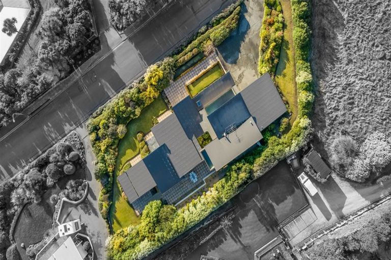 Photo of property in 158 Glenstrae Road, Redcliffs, Christchurch, 8081