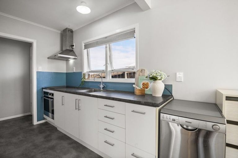 Photo of property in 3 Stevenson Road, Clarks Beach, 2122