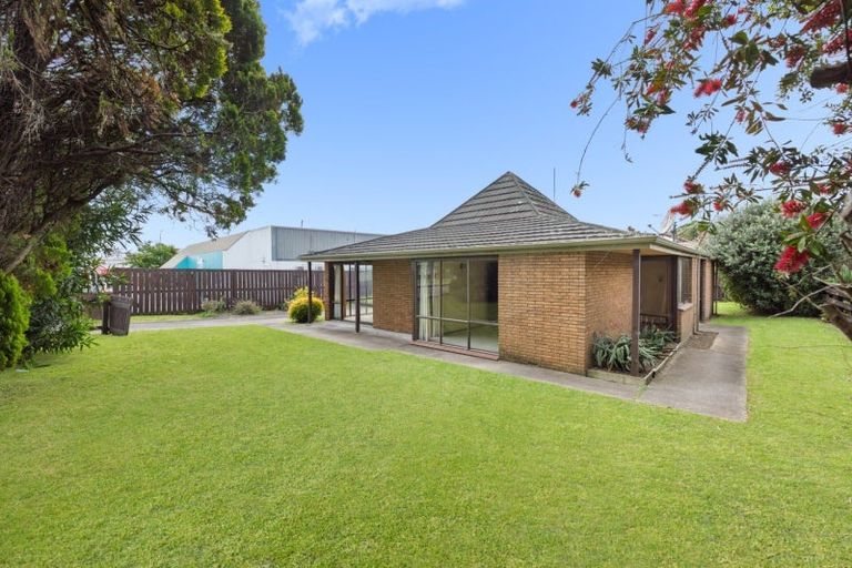 Photo of property in 475 Otumoetai Road, Otumoetai, Tauranga, 3110