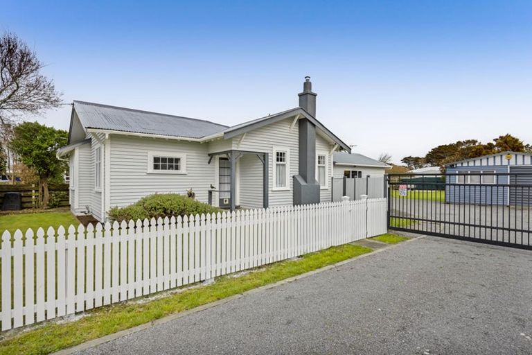 Photo of property in 74 Puriri Street, Hawera, 4610