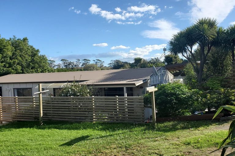 Photo of property in 10 Roger Guy Place, Welcome Bay, Tauranga, 3175