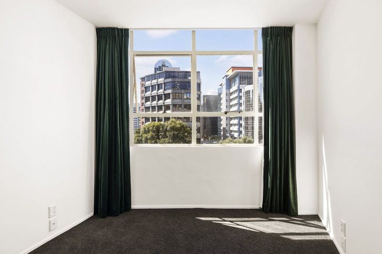Photo of property in Hume House, 9/152 The Terrace, Wellington Central, Wellington, 6011