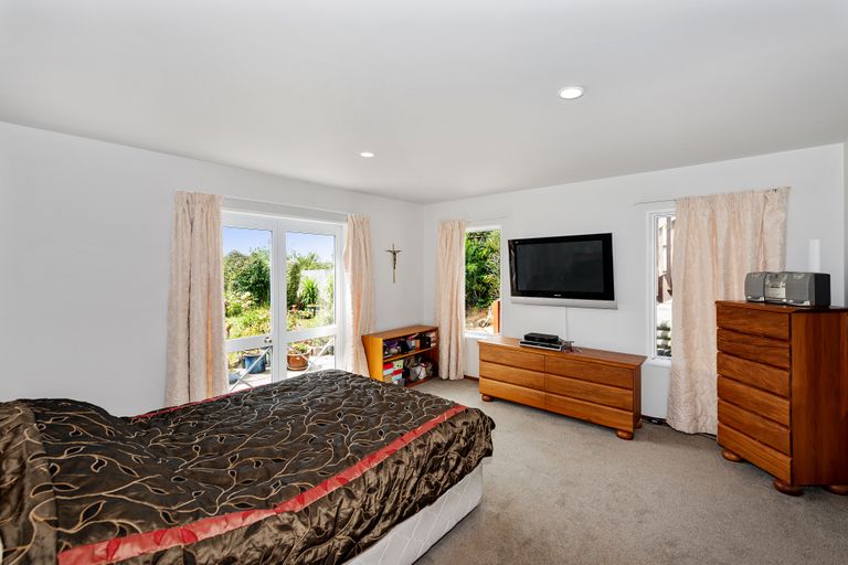 Photo of property in 279 Kennedys Bush Road, Kennedys Bush, Christchurch, 8025