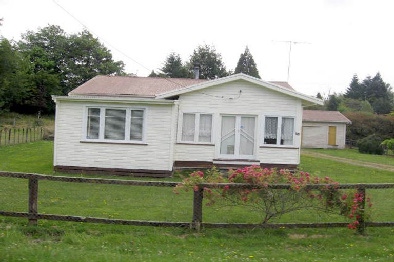 Photo of property in 50 Ward Street, Raetihi, 4632