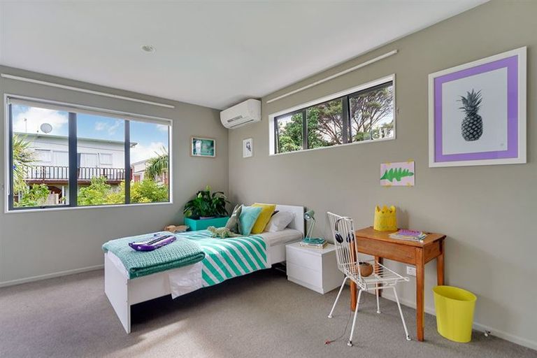 Photo of property in 40a Ngataringa Road, Devonport, Auckland, 0624