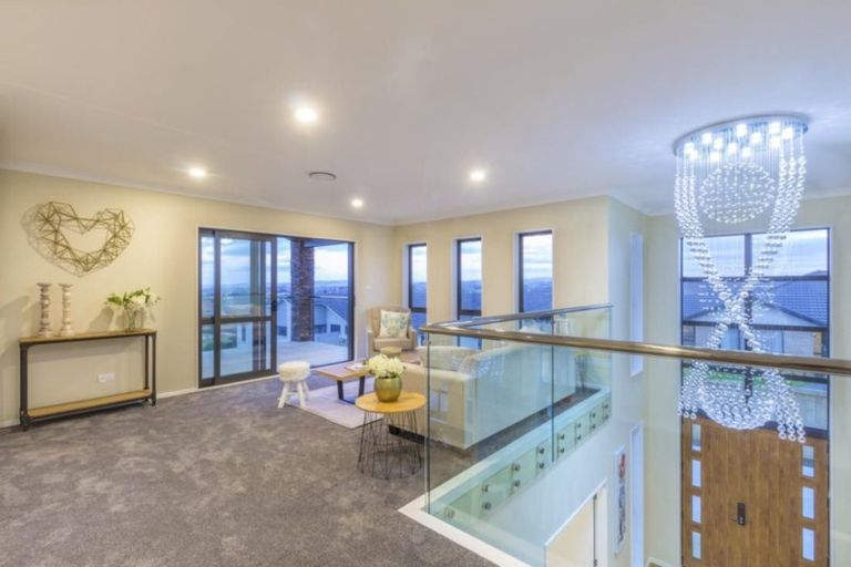 Photo of property in 8 Judith Anne Drive, Pukekohe, 2120