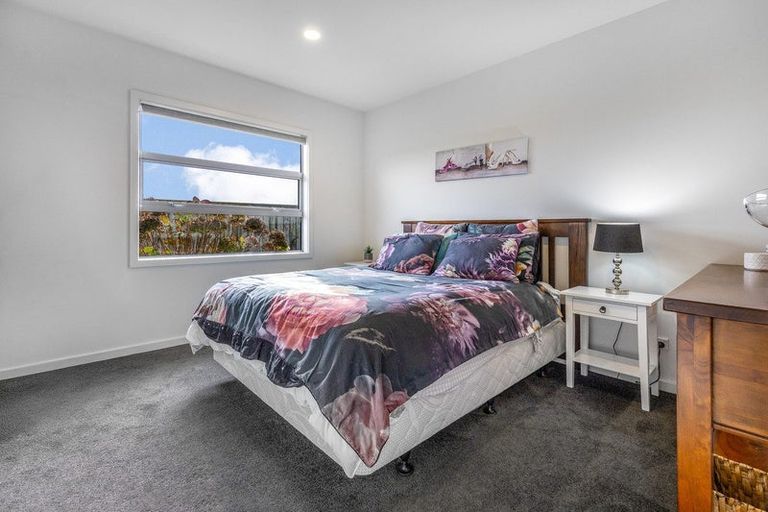 Photo of property in 29 Okarito Avenue, Levin, 5510