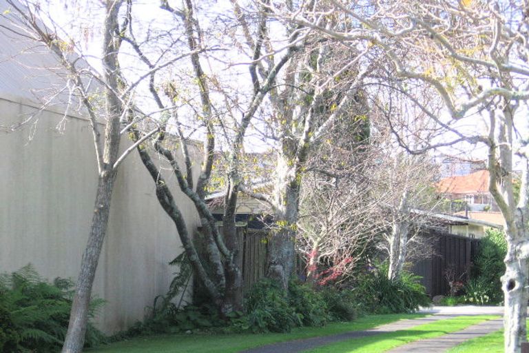 Photo of property in 21 Tainui Street, Matua, Tauranga, 3110