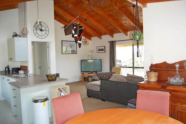 Photo of property in 598a Oneriri Road, Kaiwaka, 0573