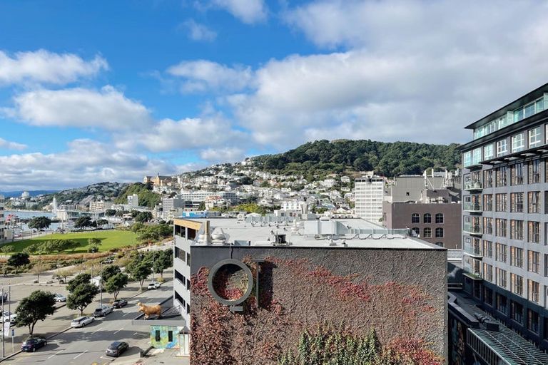 Photo of property in Piermont Apartments, 6h/82 Cable Street, Te Aro, Wellington, 6011