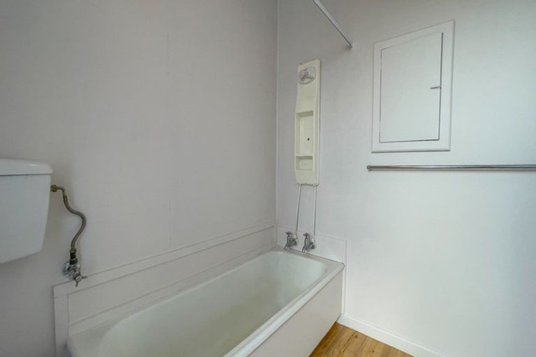 Photo of property in 10 Orchard East Road, Ngatea, 3503