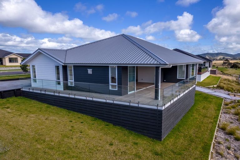 Photo of property in 34 Admiralty Drive, Haruru, 0204