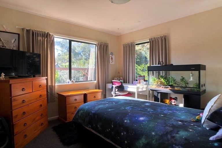 Photo of property in 106 Glen Road, Ranui, Auckland, 0612