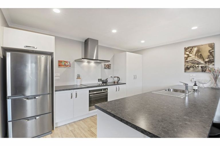 Photo of property in 16 George West Square West, Wigram, Christchurch, 8025