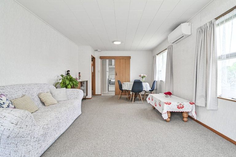 Photo of property in 1/809 Cook Place, Raureka, Hastings, 4120