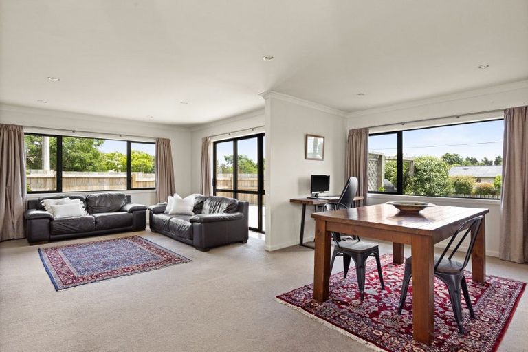 Photo of property in 95 Middle Road, Havelock North, 4130