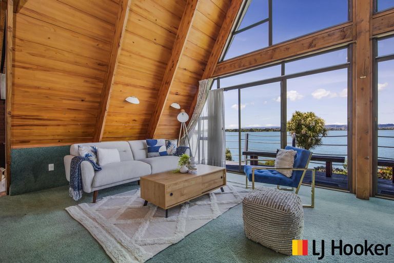 Photo of property in 54 Carnoustie Drive, Wattle Downs, Auckland, 2103