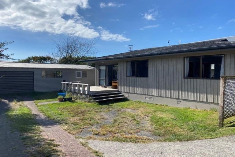 Photo of property in 60b Percy Road, Papamoa Beach, Papamoa, 3118