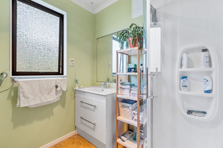 Photo of property in 14 Herekawe Drive, Spotswood, New Plymouth, 4310