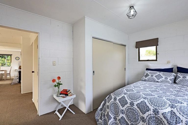 Photo of property in 20 Gillies Crescent, Waimarama, Havelock North, 4294