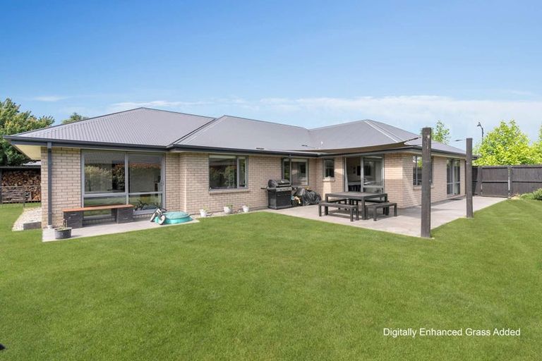 Photo of property in 88 Beaumont Drive, Rolleston, 7614