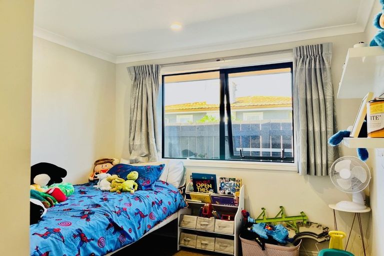 Photo of property in 32 Laurie Avenue, Papakura, 2110