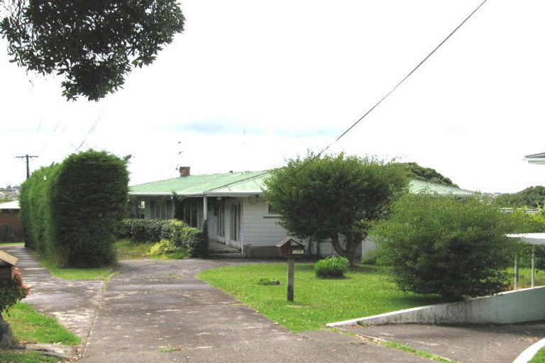 Photo of property in 27 Heath Avenue, Northcote, Auckland, 0627