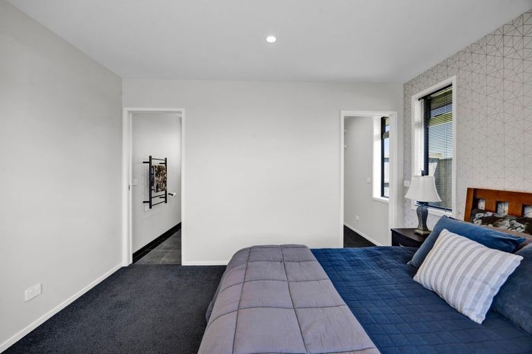 Photo of property in 8 Wheki Lane, Inglewood, 4330