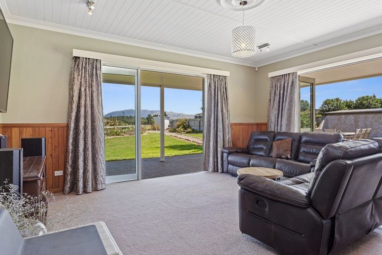 Photo of property in 319 Innes Road, Glasnevin, Amberley, 7482