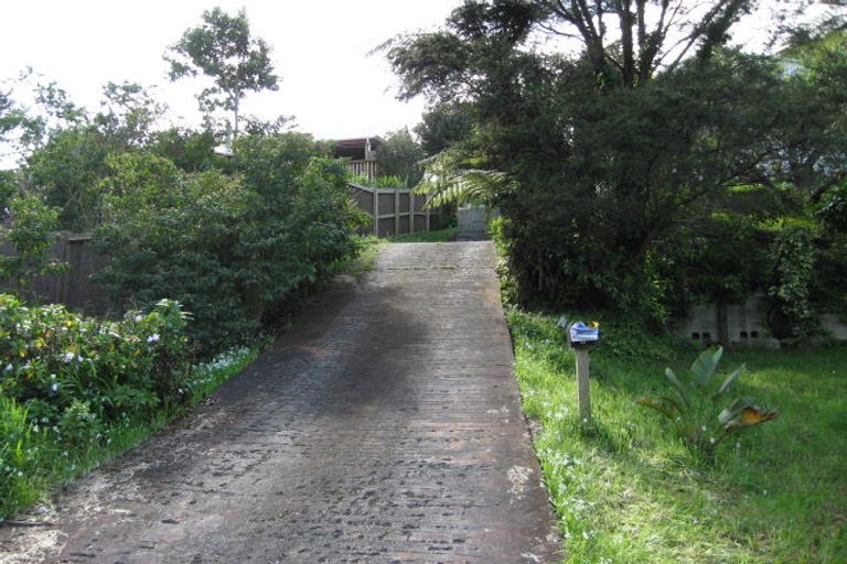 Photo of property in 8 Kilgour Terrace, Huia, Auckland, 0604