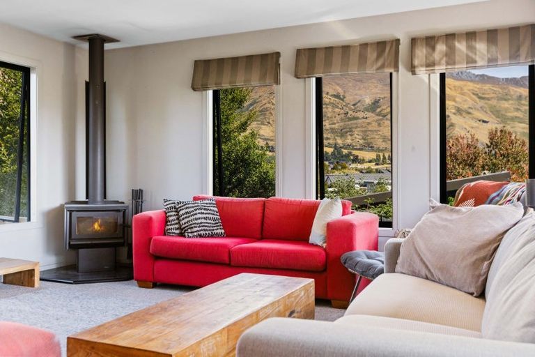 Photo of property in 185 Stone Street, Wanaka, 9305