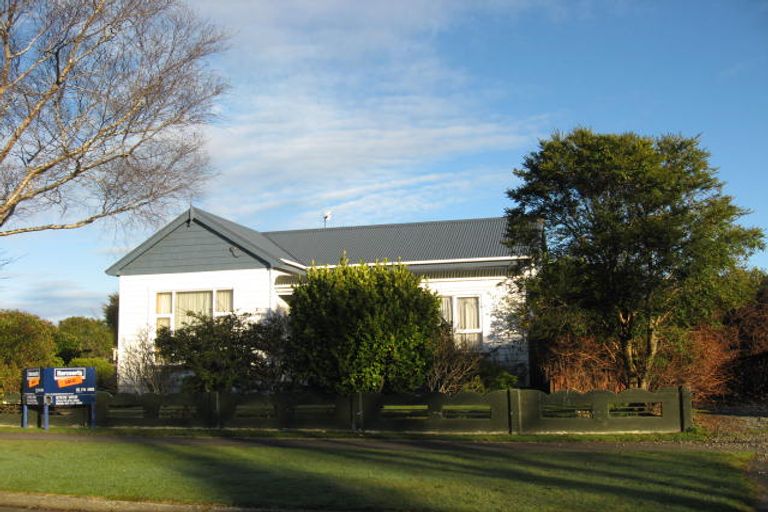 Photo of property in 4 Dublin Street, Windsor, Invercargill, 9810