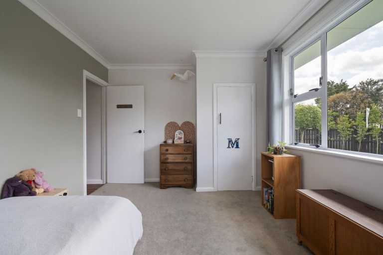 Photo of property in 42 Park Road, West End, Palmerston North, 4412