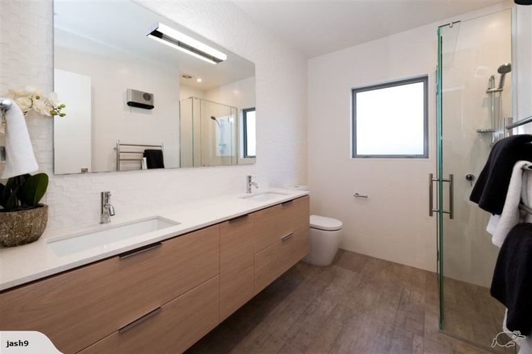 Photo of property in 24b Mansfield Avenue, St Albans, Christchurch, 8014