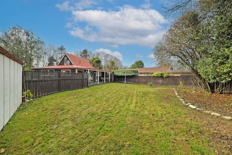 Photo of property in 351 Sawyers Arms Road, Harewood, Christchurch, 8051