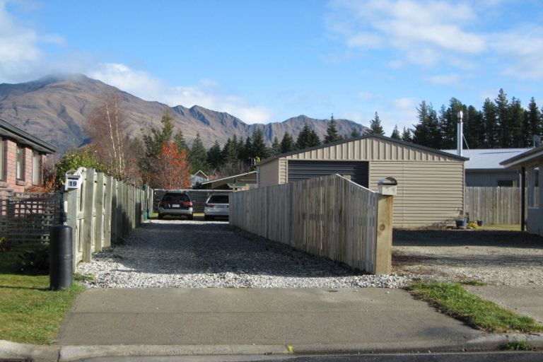 Photo of property in 19 Ragan Lane, Wanaka, 9305