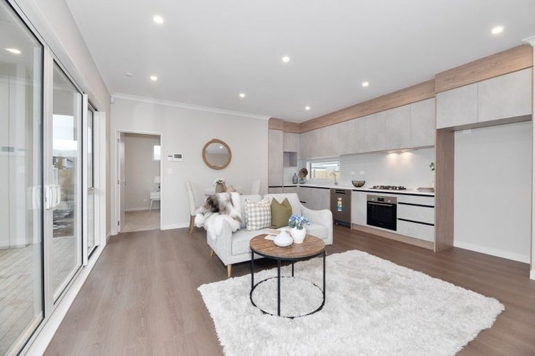 Photo of property in 112 Matua Road, Huapai, Kumeu, 0810