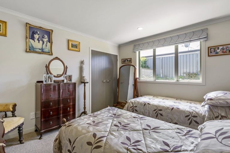 Photo of property in Waterview Estate, 1/4 Greystone Place, Omokoroa, 3114