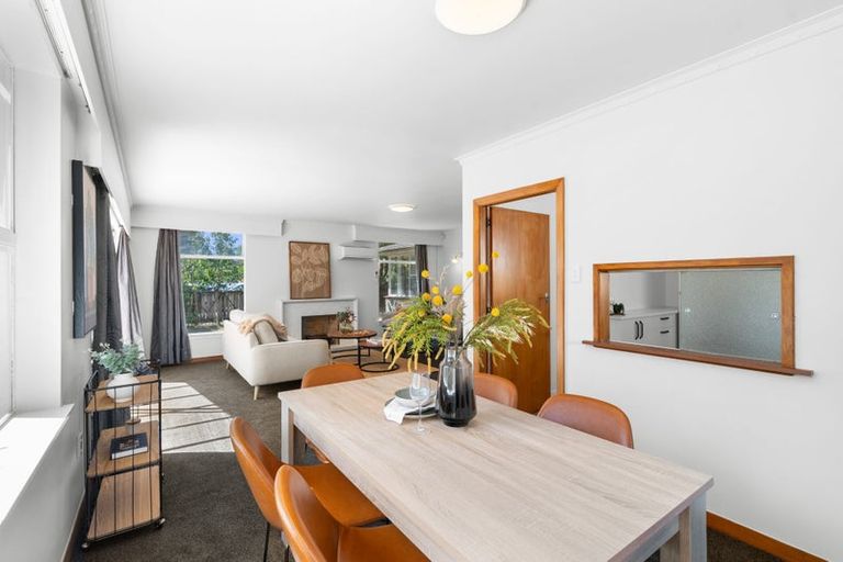 Photo of property in 2 Moorpark Place, Ilam, Christchurch, 8041