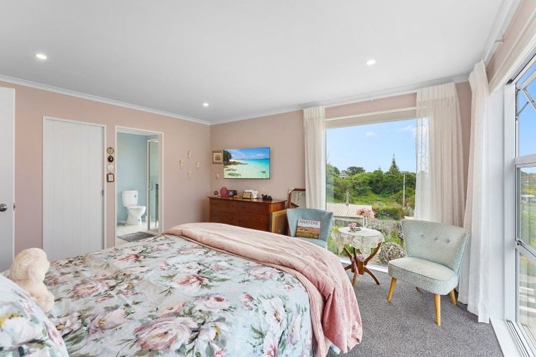 Photo of property in 110 Mountain View Terrace End, Otaki Beach, Otaki, 5512