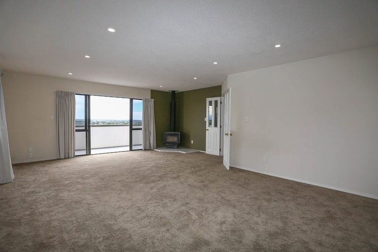 Photo of property in 75 Ravensdale Rise, Westmorland, Christchurch, 8025