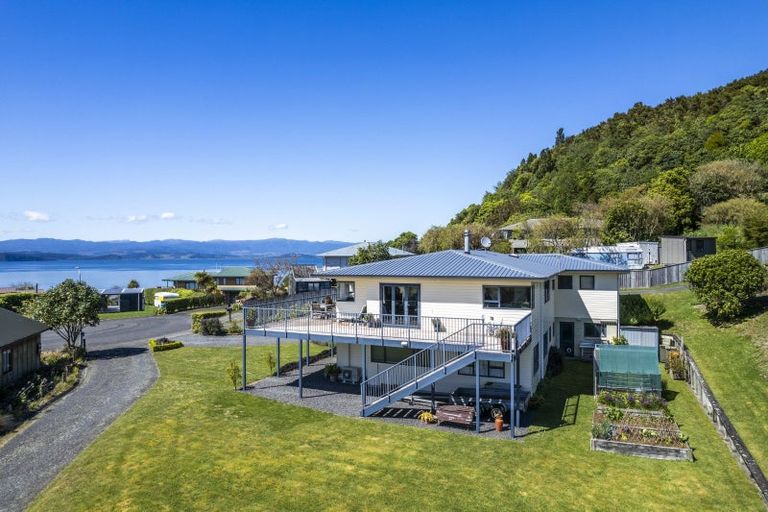 Photo of property in 33 Turangitukua Terrace, Kuratau, Turangi, 3381