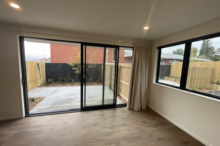 Photo of property in 4/41 Horseshoe Lake Road, Shirley, Christchurch, 8061