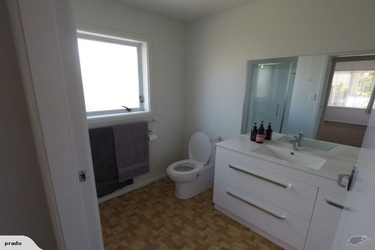 Photo of property in 12 Bradshaw Terrace, Riccarton, Christchurch, 8011