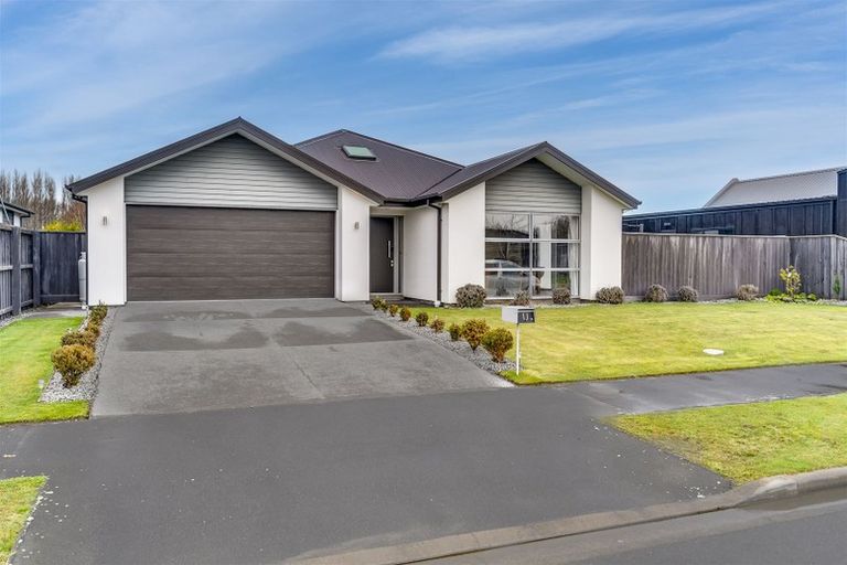 Photo of property in 11 Parklea Avenue, Halswell, Christchurch, 8025