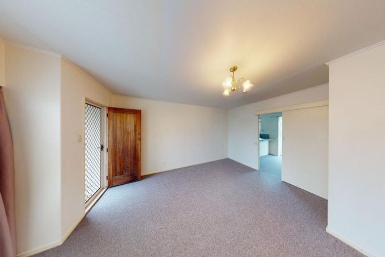 Photo of property in 28d Wood Street, Takaro, Palmerston North, 4410