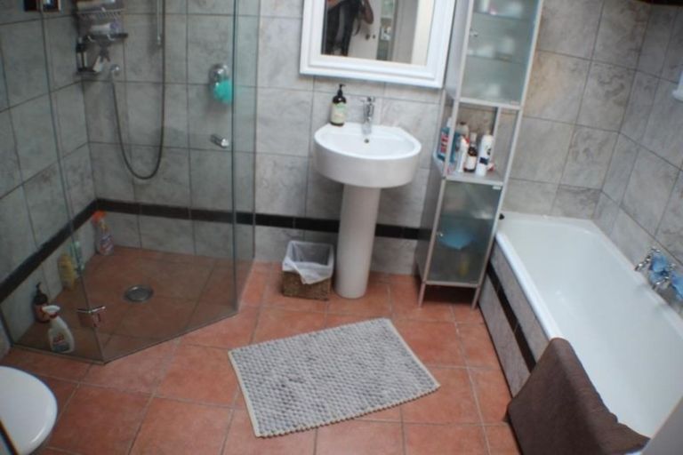 Photo of property in 6 Church Lane, Point Howard, Lower Hutt, 5013