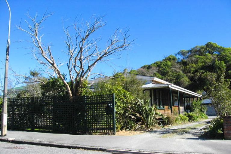 Photo of property in 12 Blackmore Street, Greymouth, 7805