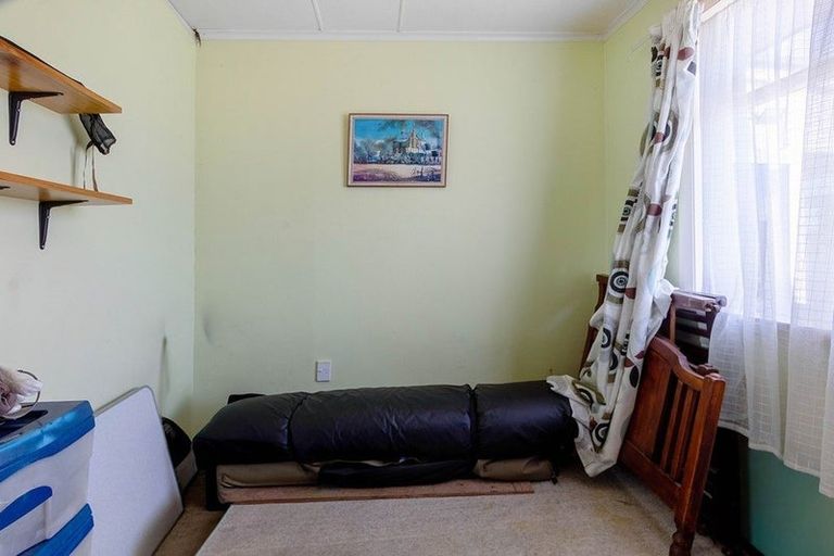 Photo of property in 99 Cornfoot Street, Castlecliff, Whanganui, 4501